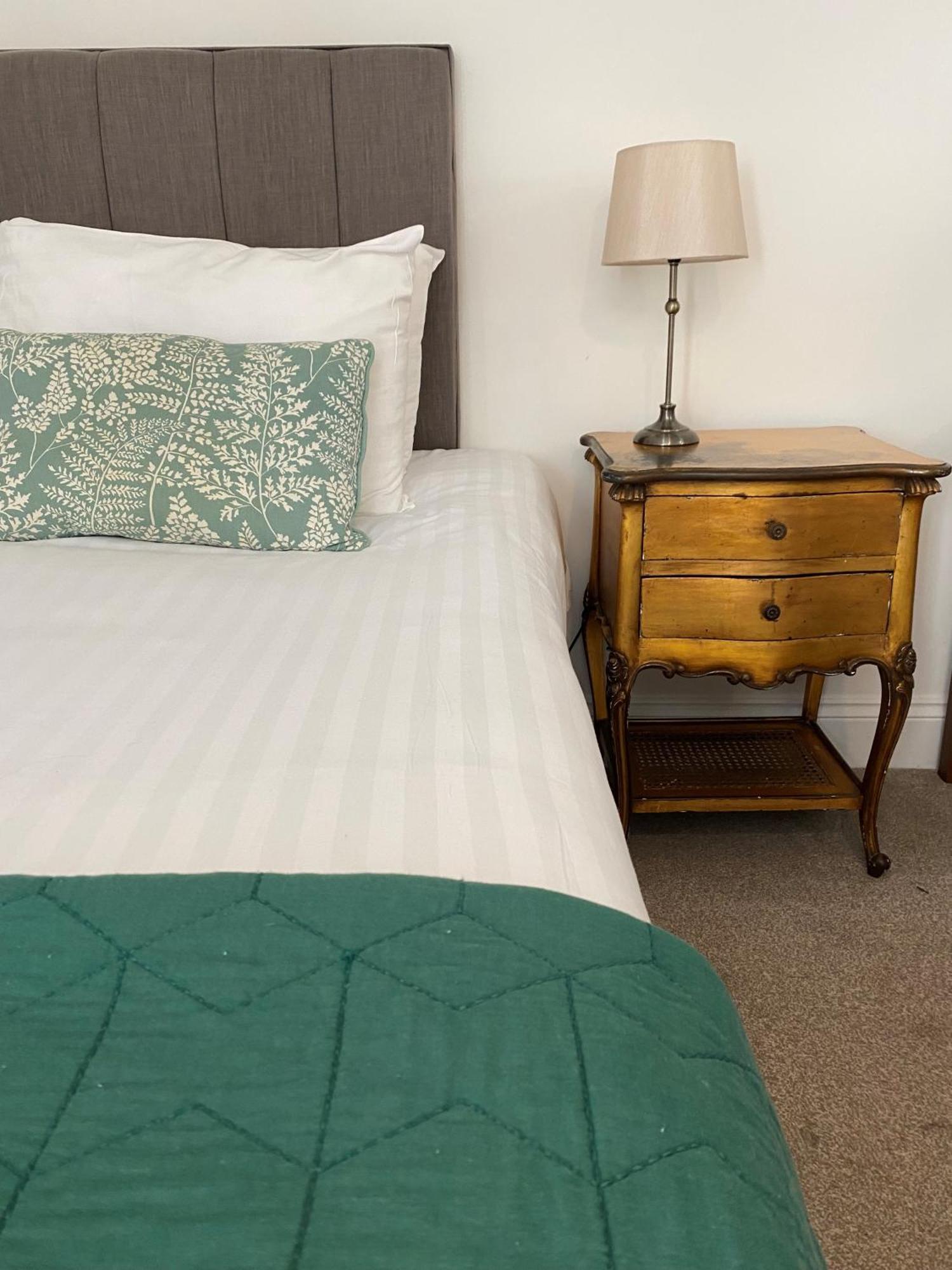 The Retreat New Forest, Hinton Christchurch  Eksteriør bilde